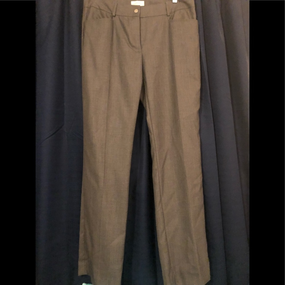 NWOT Tahari gray slacks
